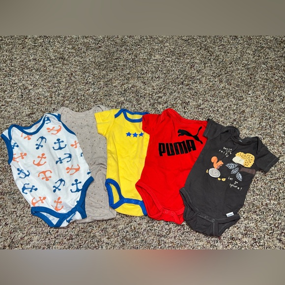 Puma Other - Boys, girls, Multicolor Baby bodysuit, Lot of 5, 6-9 month, shirts, tops